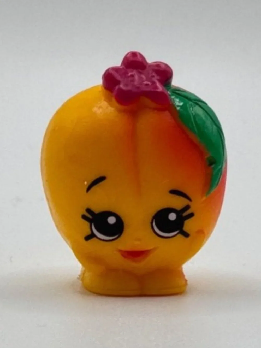 Season 3 Peachy (Orange) Shopkins